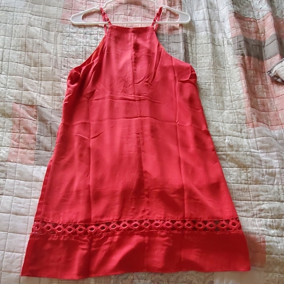 Dark pink halter dress - Picture 2 of 3